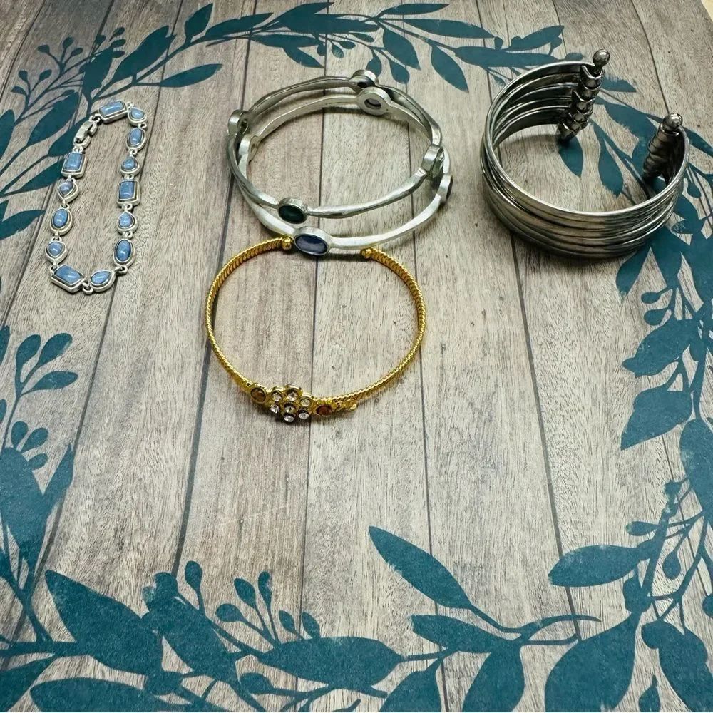 Silver Gold Bracelet Bundle Lot Liz Claiborne  Blue Silver Southwest B9‎